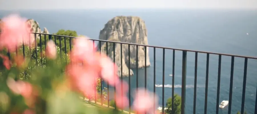Frame 13 from the video: the Campania coast seen from the boat